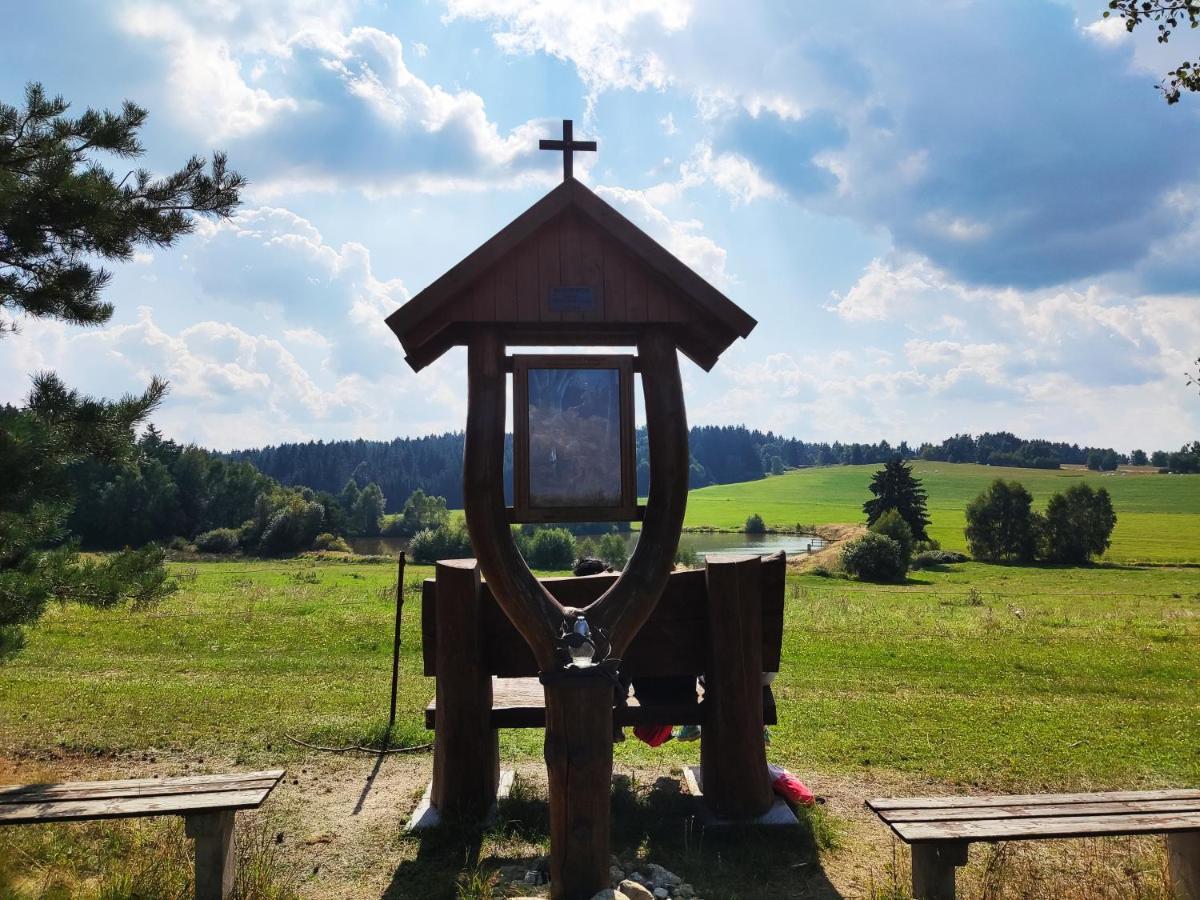 Matejovec 109 & Ubytovani Na Statku Český Rudolec Exteriör bild
